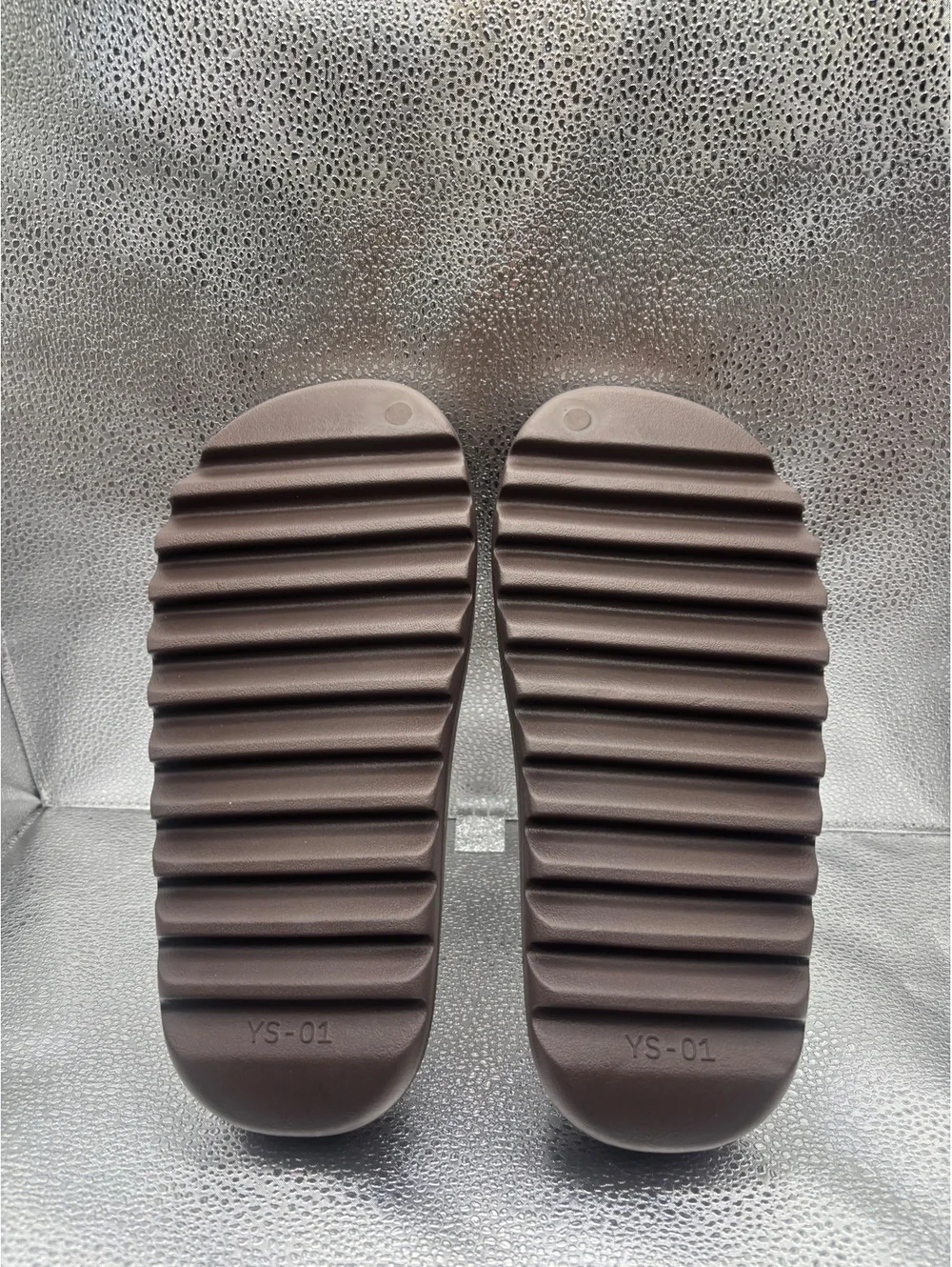YS-01 chocolate yeezy slide size 10